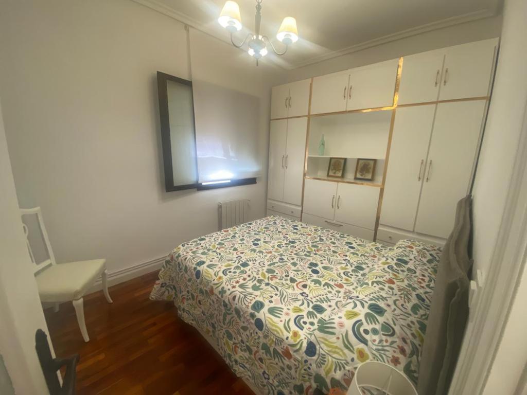 Pequena Sara Apartment Santander Ngoại thất bức ảnh
