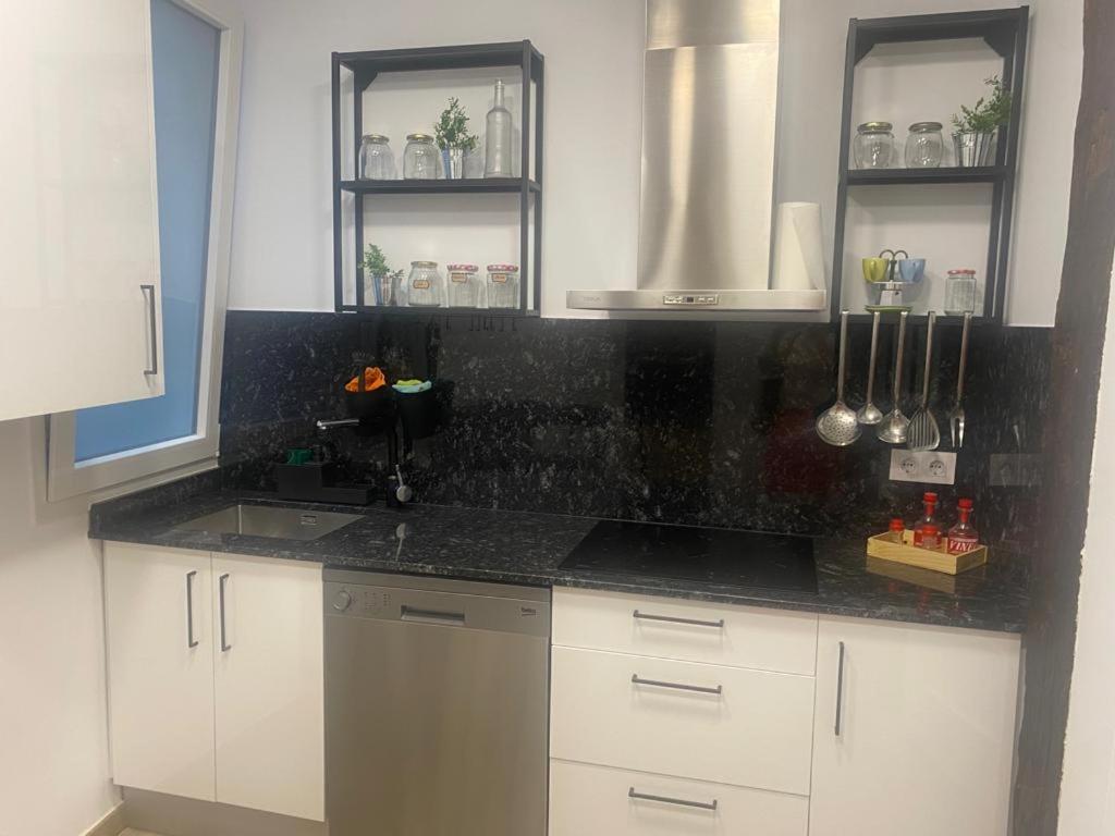 Pequena Sara Apartment Santander Ngoại thất bức ảnh