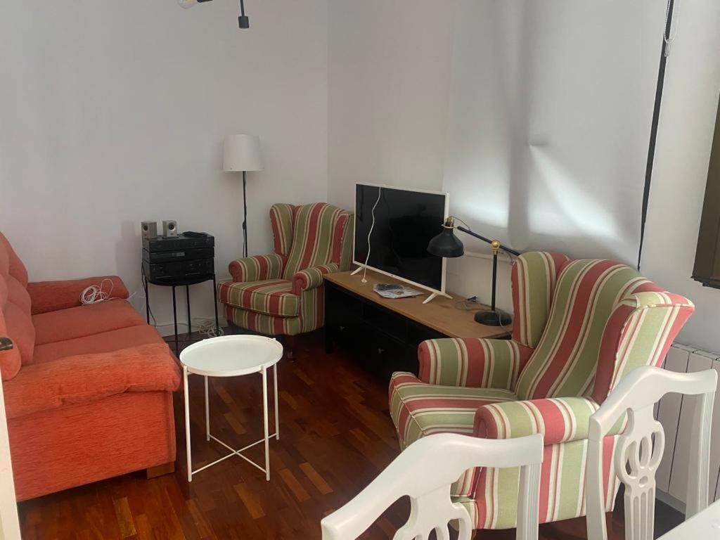 Pequena Sara Apartment Santander Ngoại thất bức ảnh
